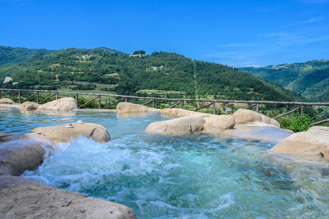 Tenuta Pian D'Attesio - Agriturismo Castelletto Soprano Eksteriør bilde