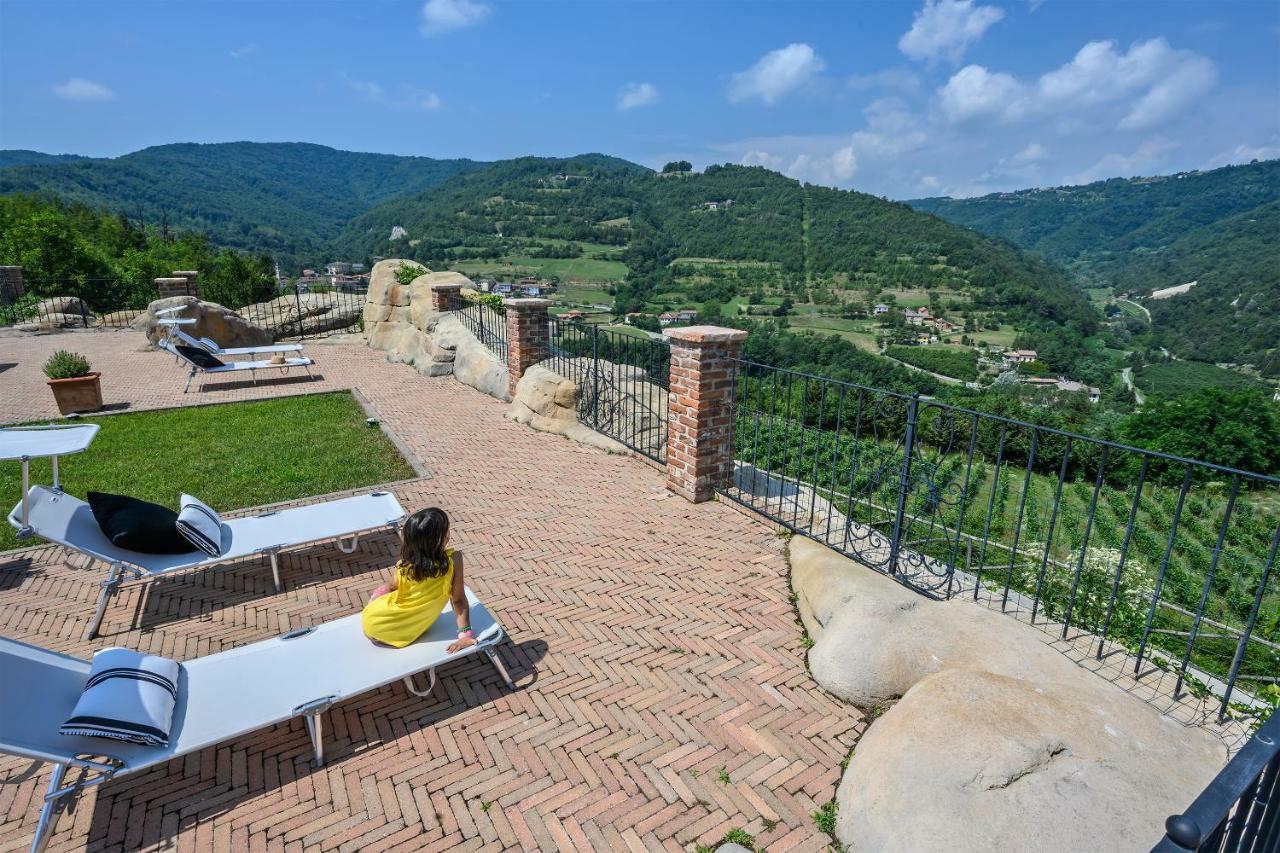 Tenuta Pian D'Attesio - Agriturismo Castelletto Soprano Eksteriør bilde