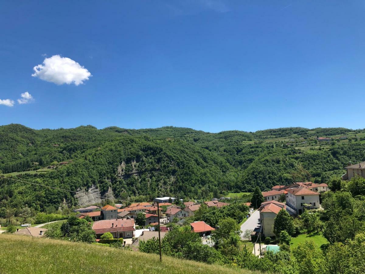 Tenuta Pian D'Attesio - Agriturismo Castelletto Soprano Eksteriør bilde