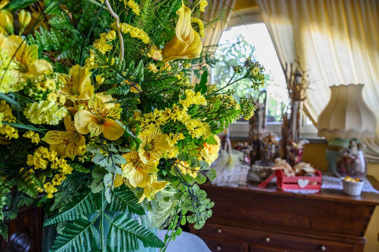 Tenuta Pian D'Attesio - Agriturismo Castelletto Soprano Eksteriør bilde